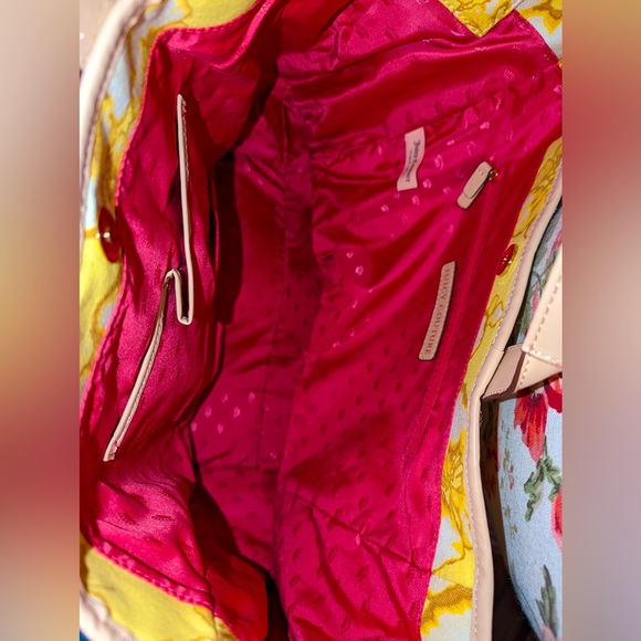 Juicy Couture Yellow Hawaiian floral tote - Picture 5 of 6